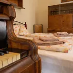 Apartament With Piano *