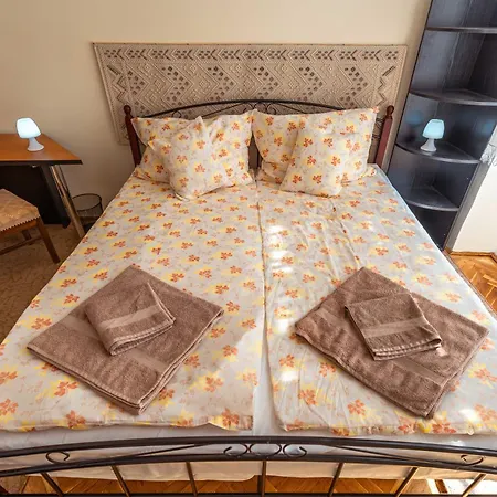 With Piano Keszthely