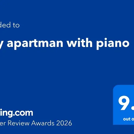 Apartman With Piano