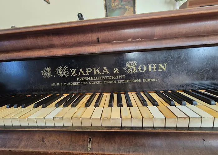 With Piano 凯斯特海伊